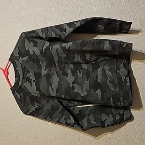 Camouflage Lululemon Size XS sweatshirt